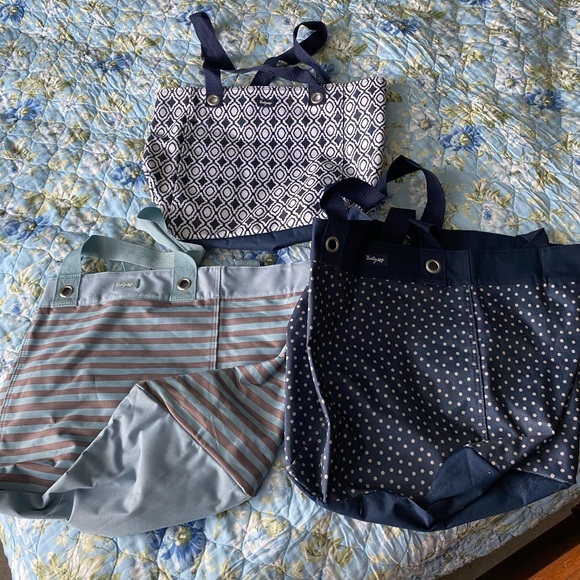 thirty-one Handbags - Lot of 3 Thirty One tote bags